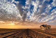 Kolmanskop: The Hauntingly Beautiful Ghost Town in the Namib Desert