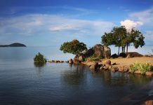 Lake Malawi – A Freshwater Tanzanian Beachfront Bush Safari