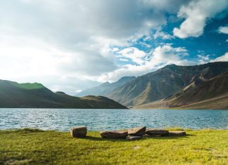 Chandra Taal, India: The Moon Lake of the High Himalayan Plateau