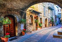 Spello – A Beautiful Walled, Ancient Town in Italy