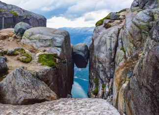 Kjeragbolten, Norway – Standing on the Edge of the Void